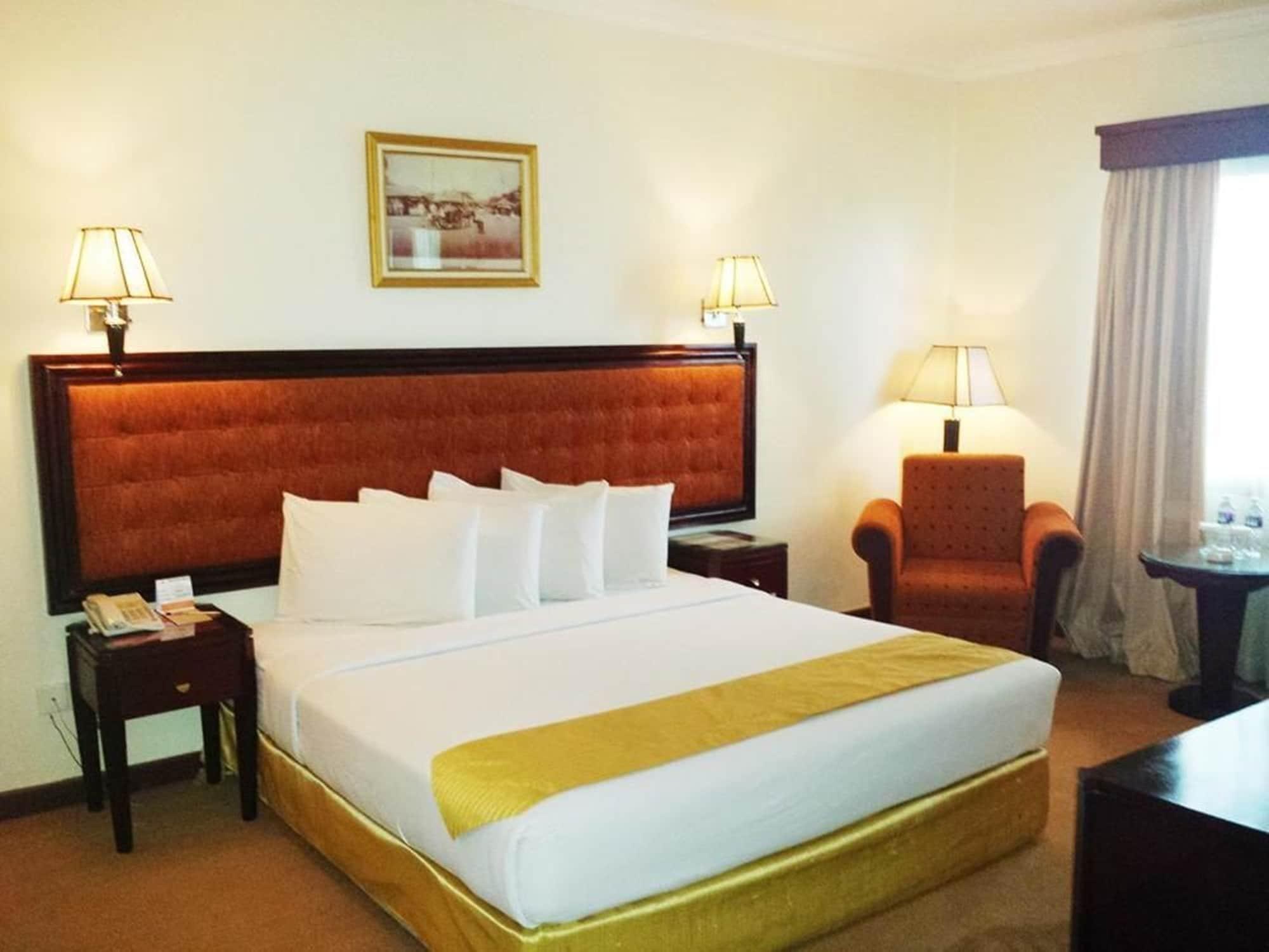 Harbourbay Amir Hotel Batam Zewnętrze zdjęcie