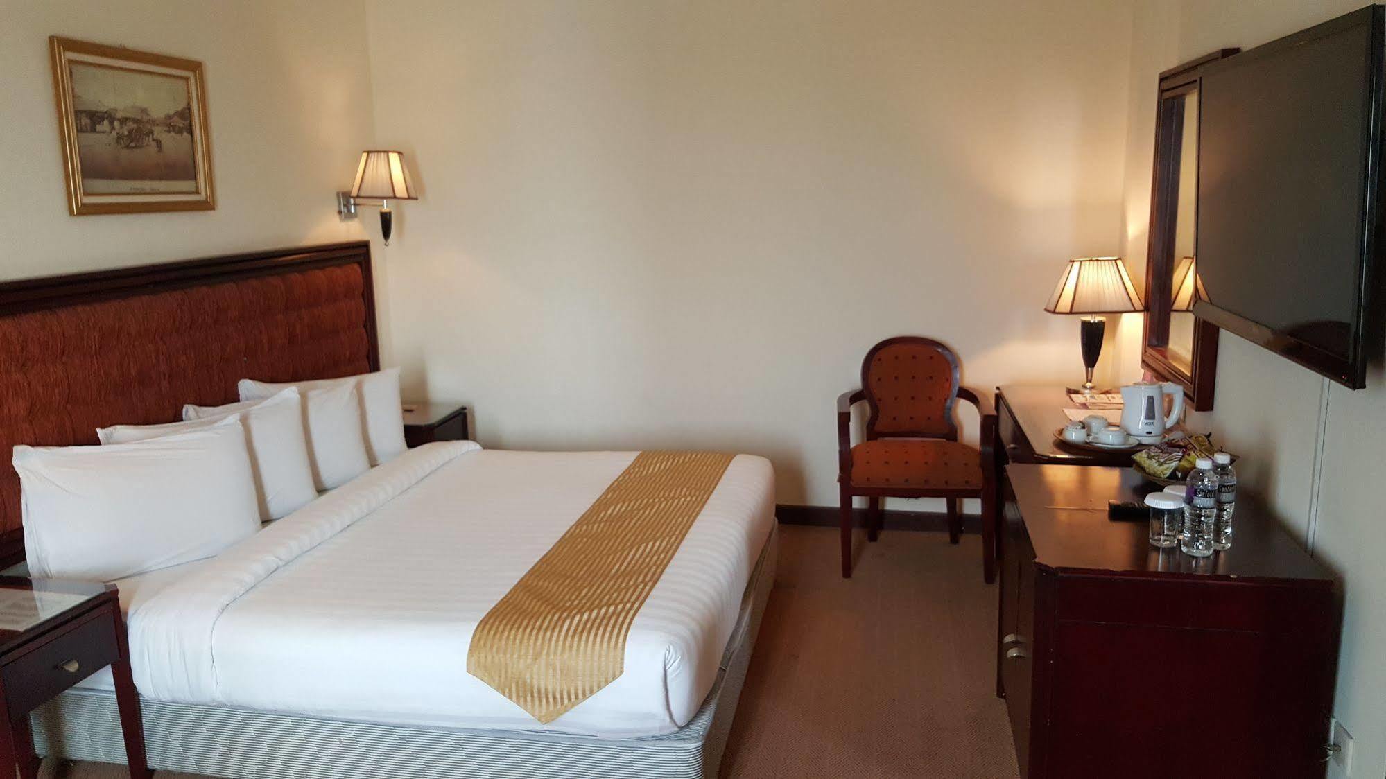 Harbourbay Amir Hotel Batam Zewnętrze zdjęcie