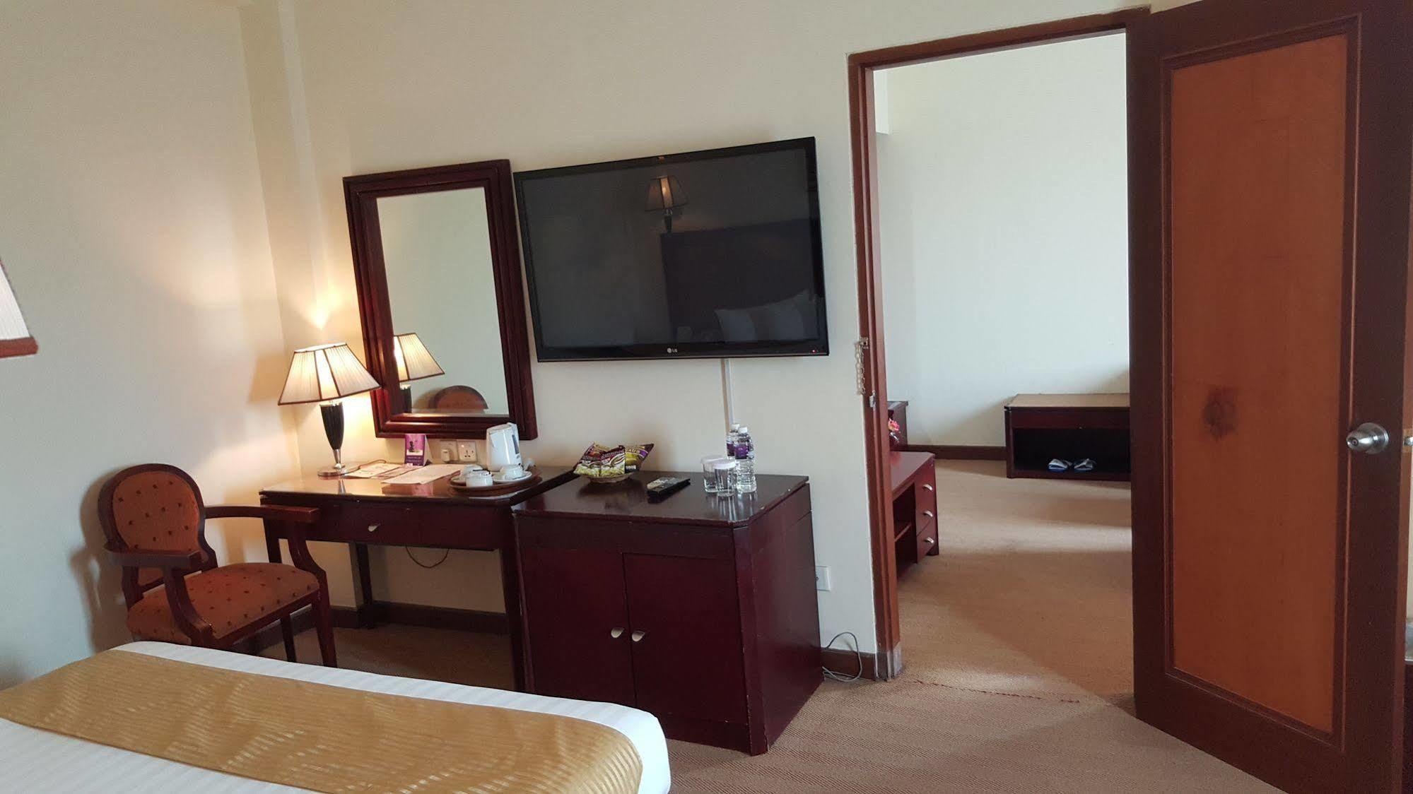 Harbourbay Amir Hotel Batam Zewnętrze zdjęcie